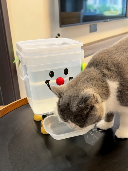 Smiling Face Pet water dispenser with Legs and Tap